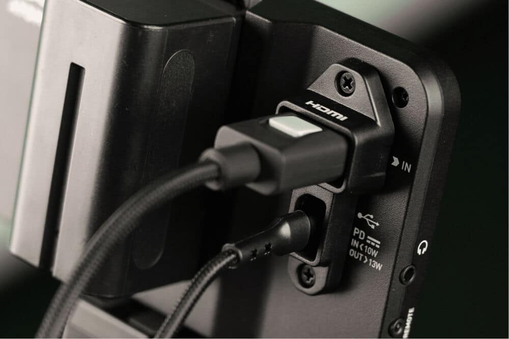 Atomos Shinobi II 5 inch monitor input signals